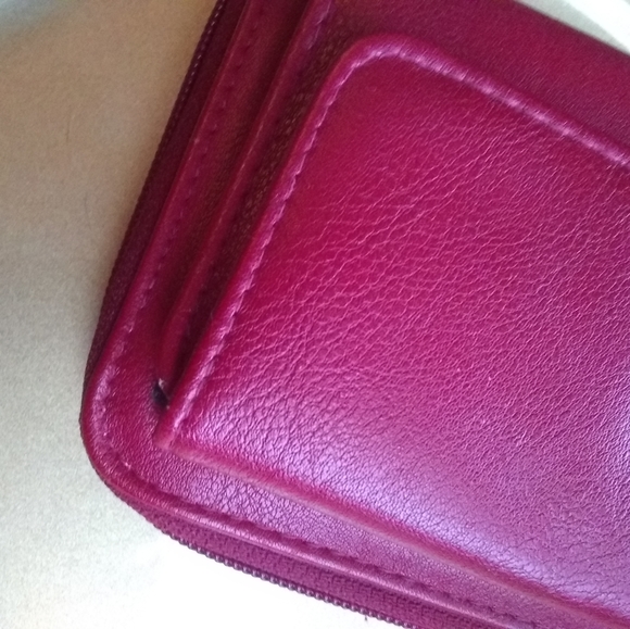 Kenneth Cole wallet - Picture 7 of 11